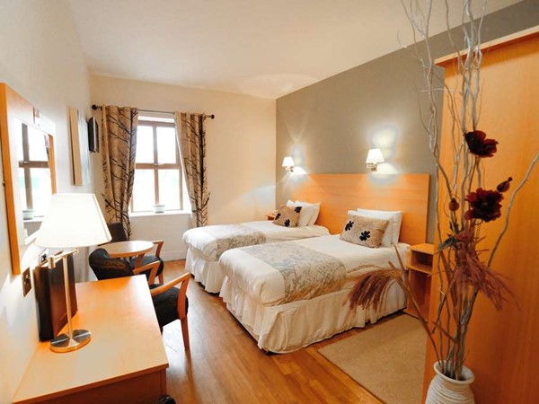 Coach House Hotel rooms