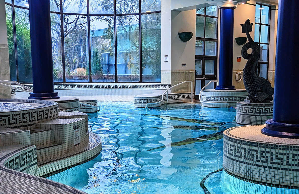 Connacht Hotel pool