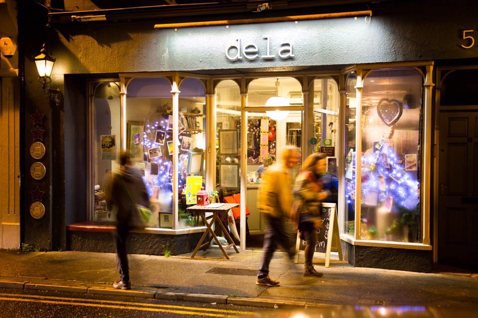 Dela Restaurant
