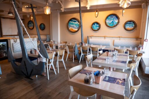 Hooked Restaurant