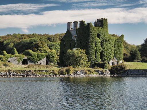 Menlo Castle