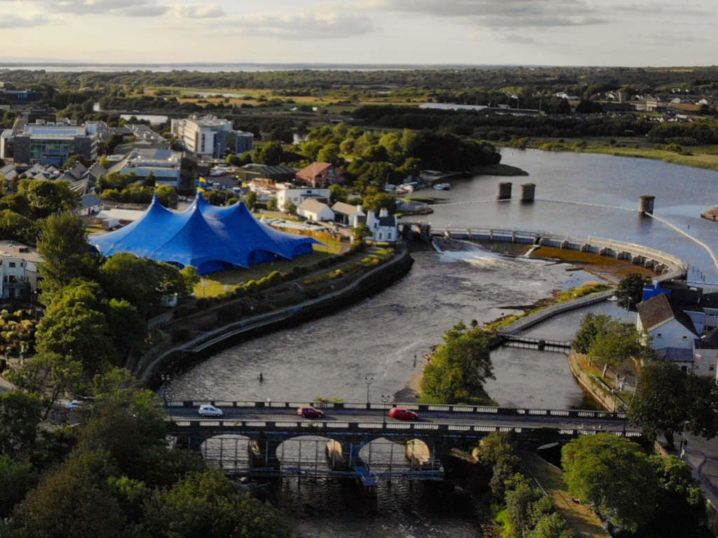 Salmon Weir Bridge Galway By The River Corrib Photos History Map salmon-weir-bridge-galway-by-the-river-corrib-photos-history-map