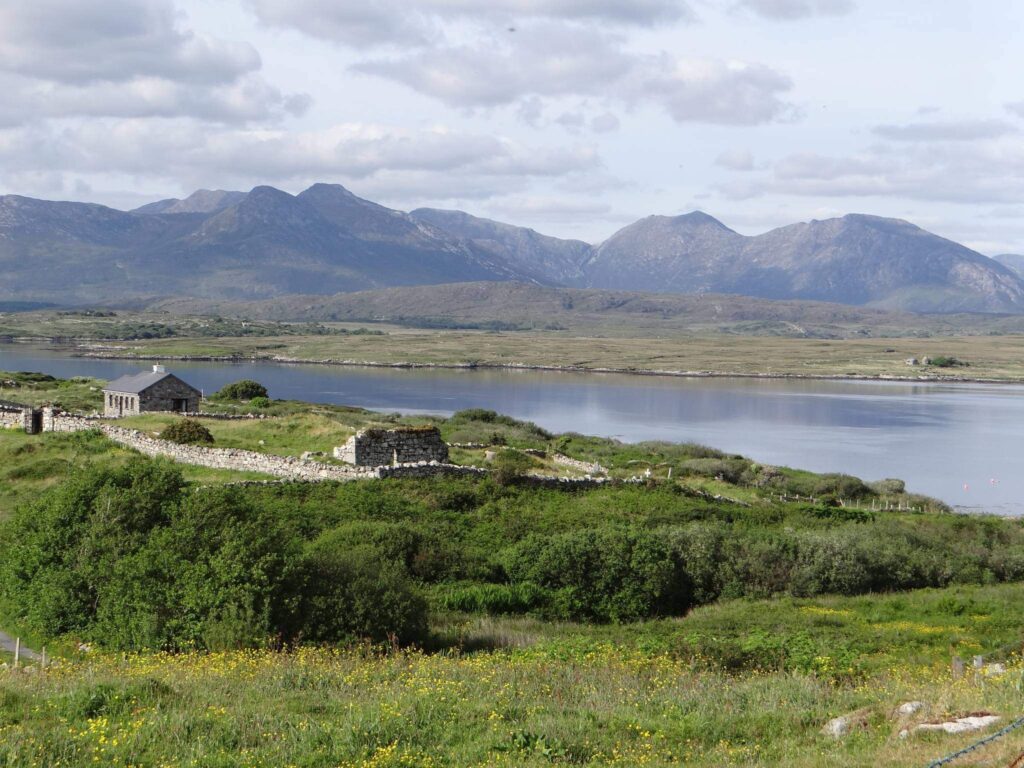 cill cottage roundstone