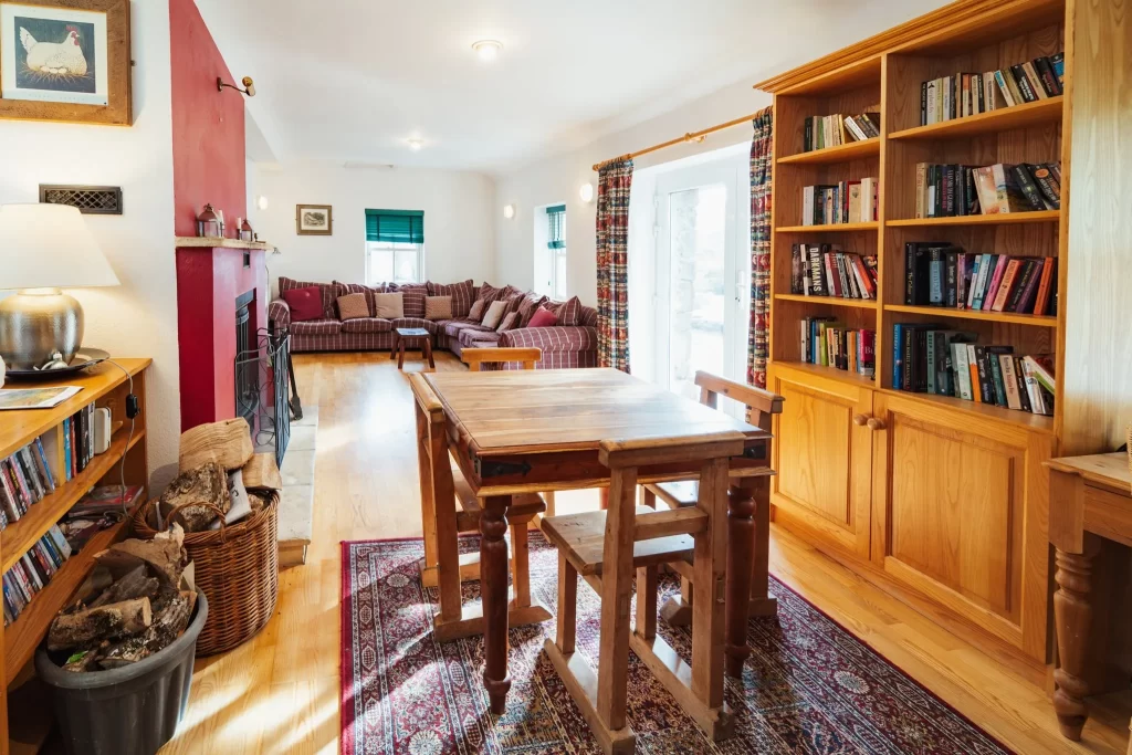 delphi lodge accommodation
