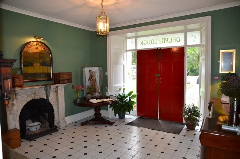 delphi lodge entrance