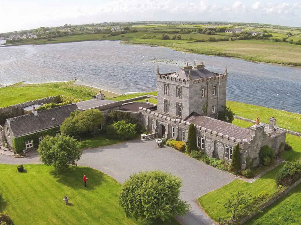 kilcolgan castle