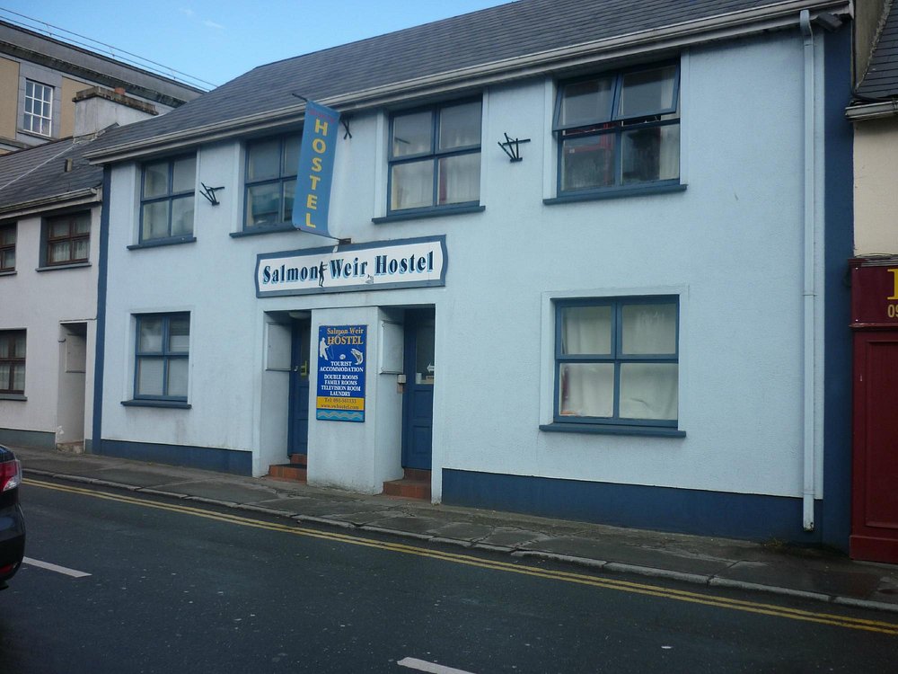 salmonweirhostel
