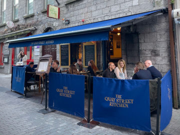 Quay street kitchen outdoor area