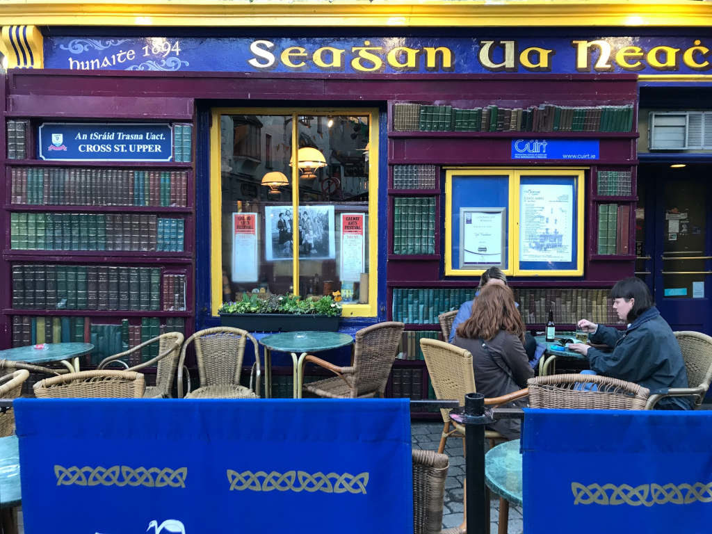 tigh neachtain pub