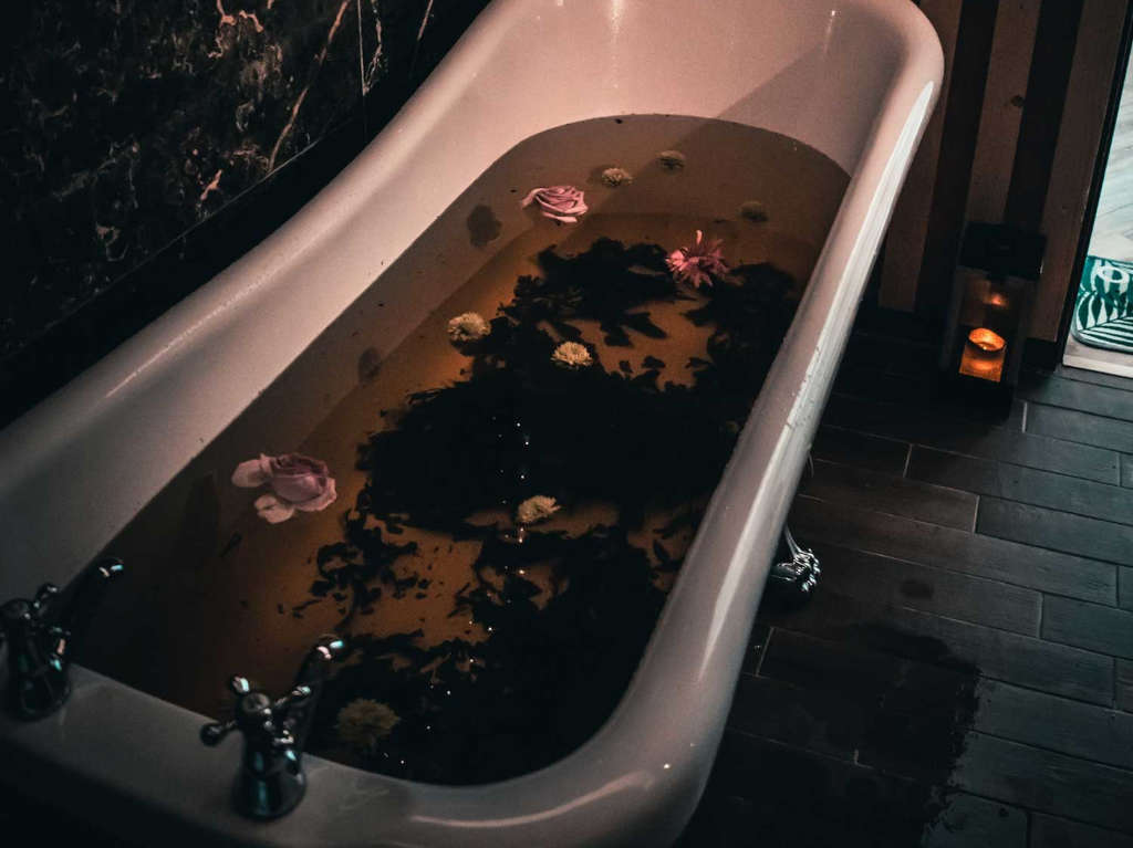 connemara-seaweed-baths