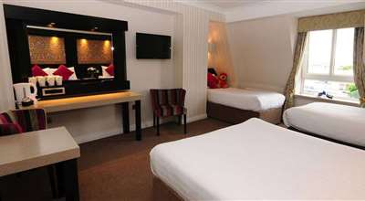 Flannerys Hotel rooms