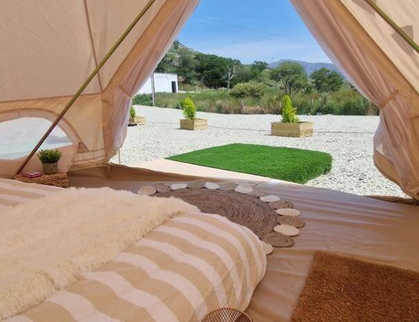 ben-lettery-hostel-connemara-camping
